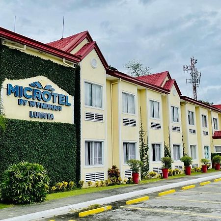 Microtel By Wyndham Tarlac Экстерьер фото