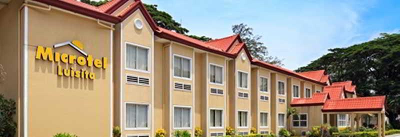 Microtel By Wyndham Tarlac Экстерьер фото